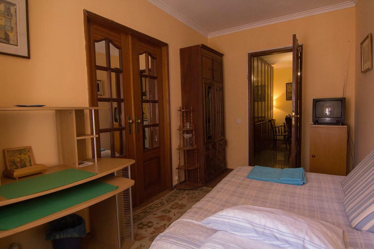 Casa Da Eça De Queiroz * Lisboa